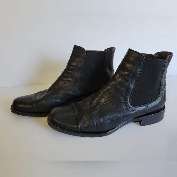 Vintage Hugo Buscati Black Leather Chelsea Boots Women's Size 10 - Picture 4 of 13